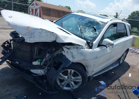 2015 Mercedes-Benz Ml 350 z USA, uszkodzony, nr VIN 4JGDA5JB6FA483228